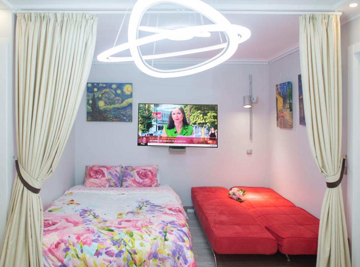 Camp Nou, Europa Fira - Modern Two-Bedroom Apartment With Heating L'Hospitalet de Llobregat Buitenkant foto