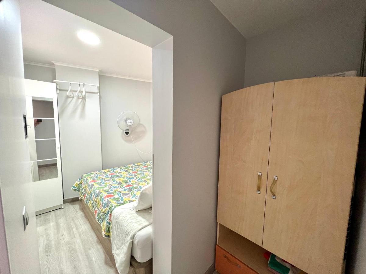 Camp Nou, Europa Fira - Modern Two-Bedroom Apartment With Heating L'Hospitalet de Llobregat Buitenkant foto