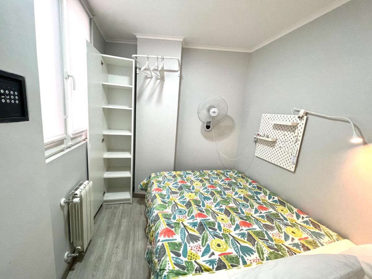 Camp Nou, Europa Fira - Modern Two-Bedroom Apartment With Heating L'Hospitalet de Llobregat Buitenkant foto